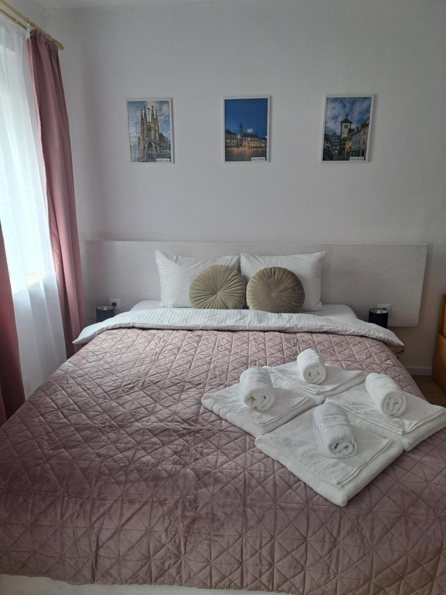 Studio With Free Parking In The Center - Deliamo 3 ซีบิว ภายนอก รูปภาพ